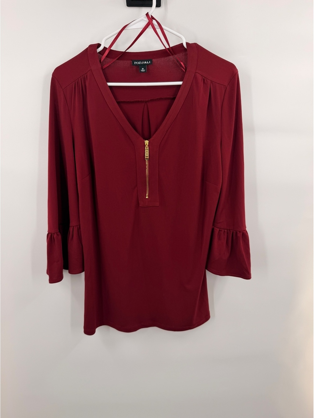 Roz & Ali Burgundy Bell Sleeve V-Neck Gold Zip Blouse Women’s Medium